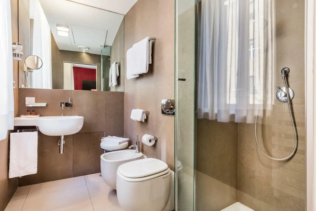 Savoy Hotel Парма 4*,